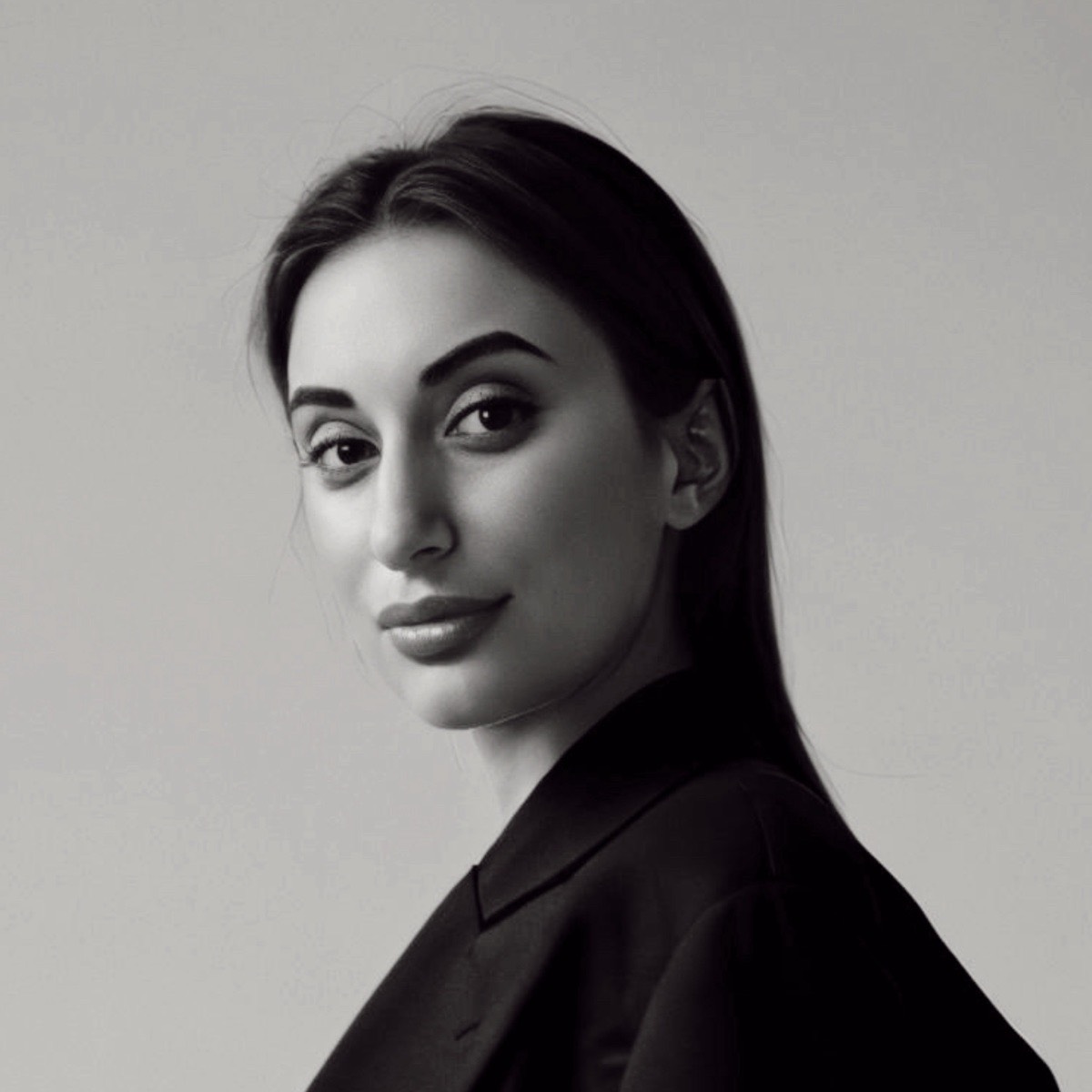 Илона Меликян | Сетка — социальная сеть от hh.ru