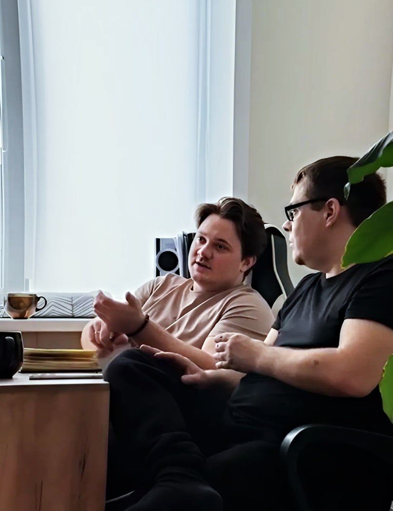 📡 Дайджест от Acey. Главные и интересные новости квартала.
Вот чем мы дышали в этом квартале — важное, полезное и то, что действительно влияет на рынок:
1 | Сетка — социальная сеть от hh.ru