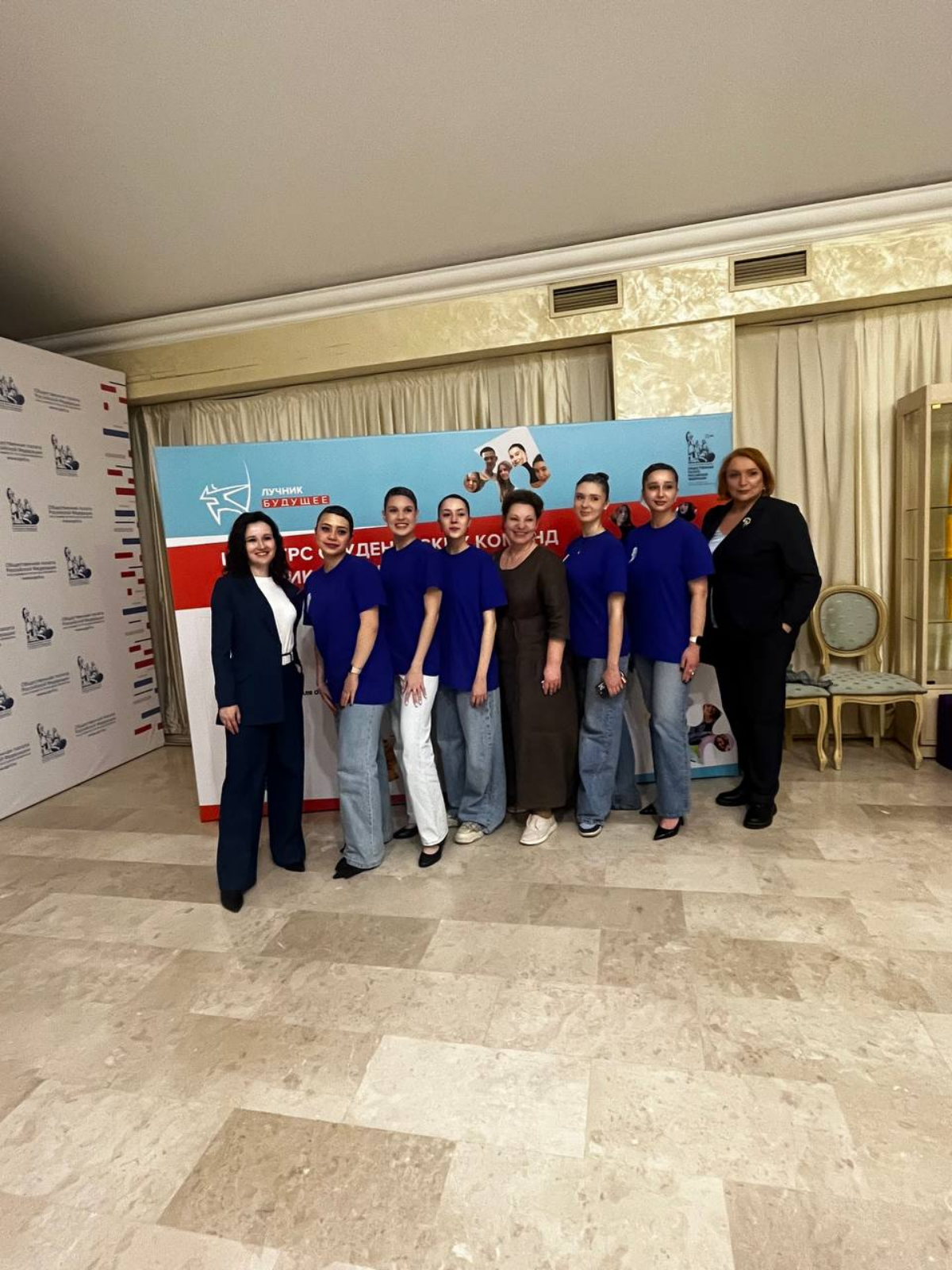 Сегодня в Общественной палате РФ подвели итоги конкурса "Лучник Будущее".
Студенты ведущих ВУЗов представили свои варианты маскота для акции "Вода России" и концепта Музея необычных находок | Сетка — социальная сеть от hh.ru