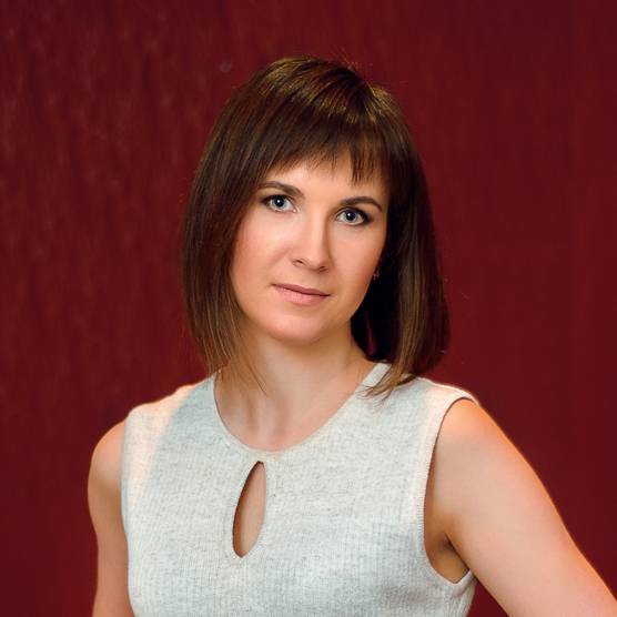 Яна Романова | Сетка — социальная сеть от hh.ru