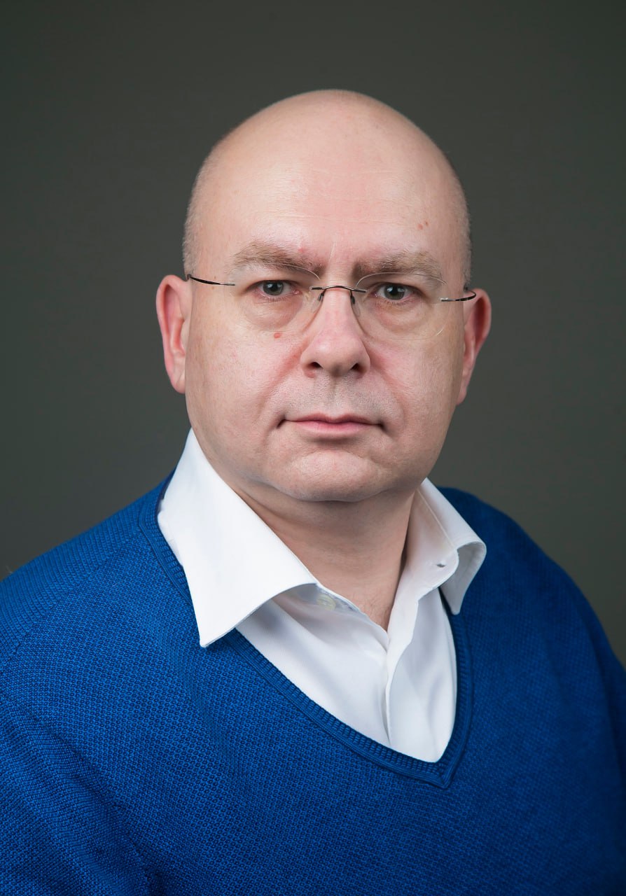 Собрать стратегический паззл 🧩… или зачем я обо всём этом пишу.
Я собираю этот паззл годами — проект за проектом, победа за победой, провал за провалом | Сетка — социальная сеть от hh.ru
