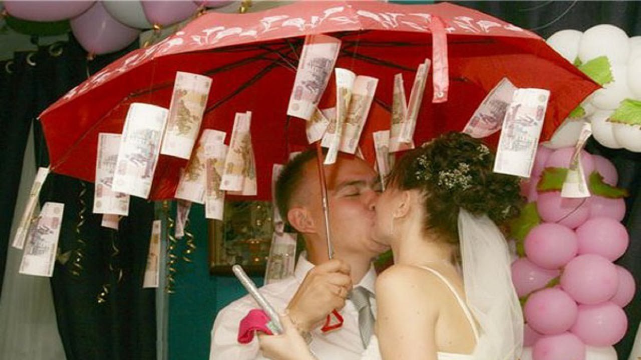 💍 300 тыс. рублей смогут вернуть молодожёны за свадьбу
Такой налоговый вычет хотят ввести в России | Сетка — социальная сеть от hh.ru