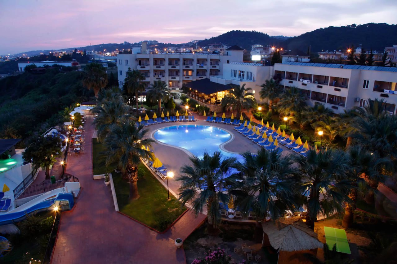 ТОП 1 по отзывам за 7 дней
🏨 Aska Bayview Resort (Турция) – отель, где создают идеальные воспоминания
Этот жемчужный уголок на турецком побережье стал настоящим открытием сезона | Сетка — социальная сеть от hh.ru