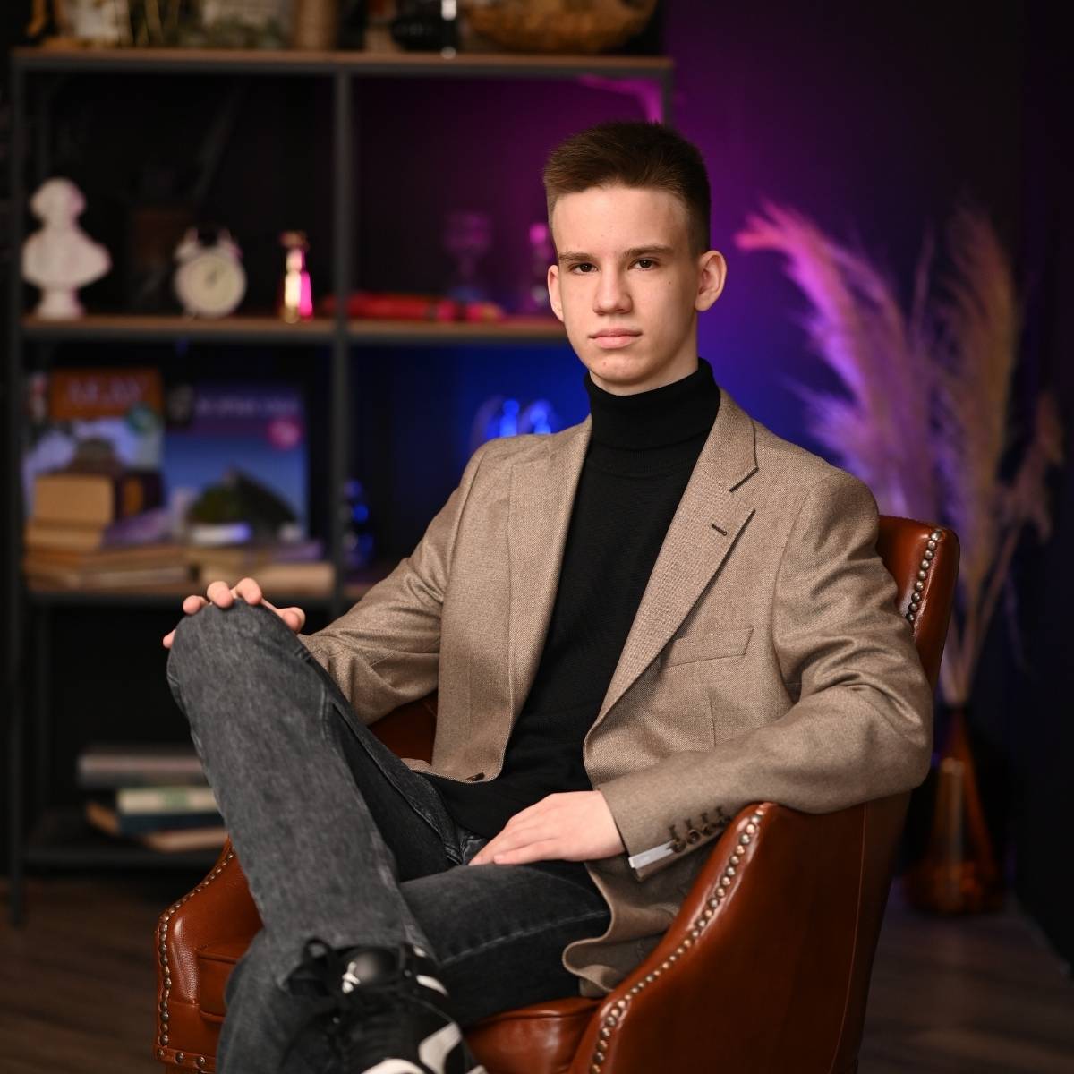 Леонид Ломиворотов