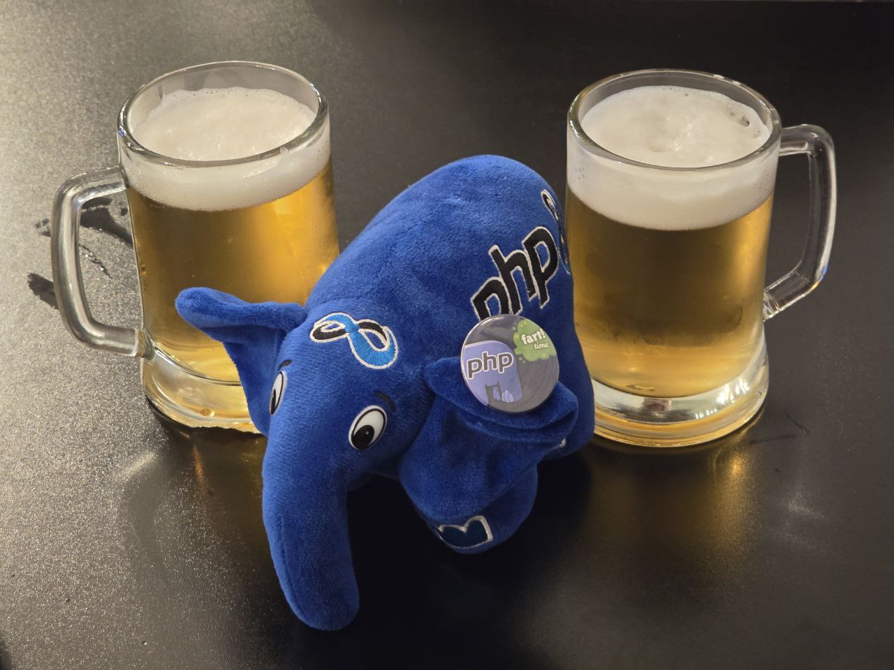 Вышли поскуфиться с пенным и подумать над новым стримом для фартанов. 🍺🍺🍺 | Сетка — социальная сеть от hh.ru