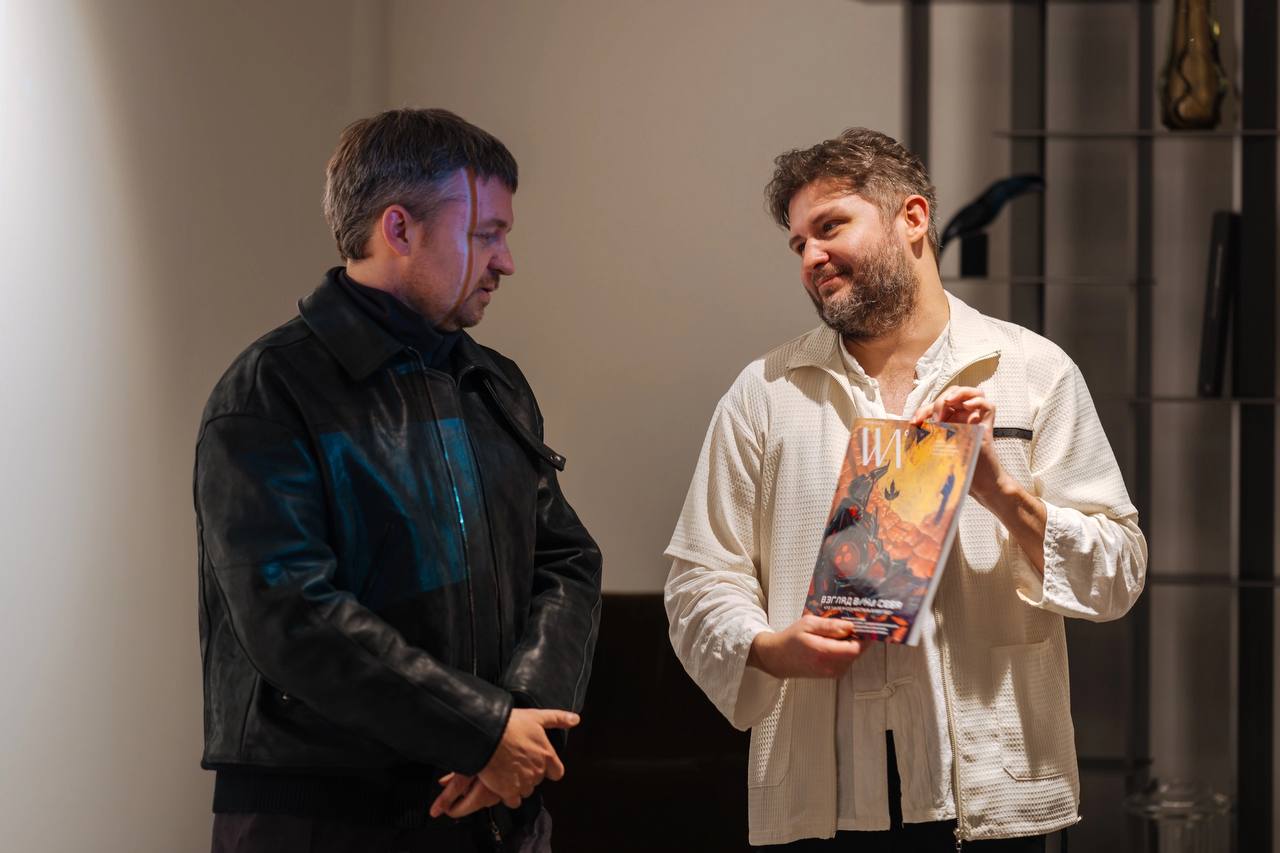 Журнал WA организовал первую персональную выставку Антона Фролова, художника, картина которого украсила обложку нашего весеннего номера | Сетка — социальная сеть от hh.ru