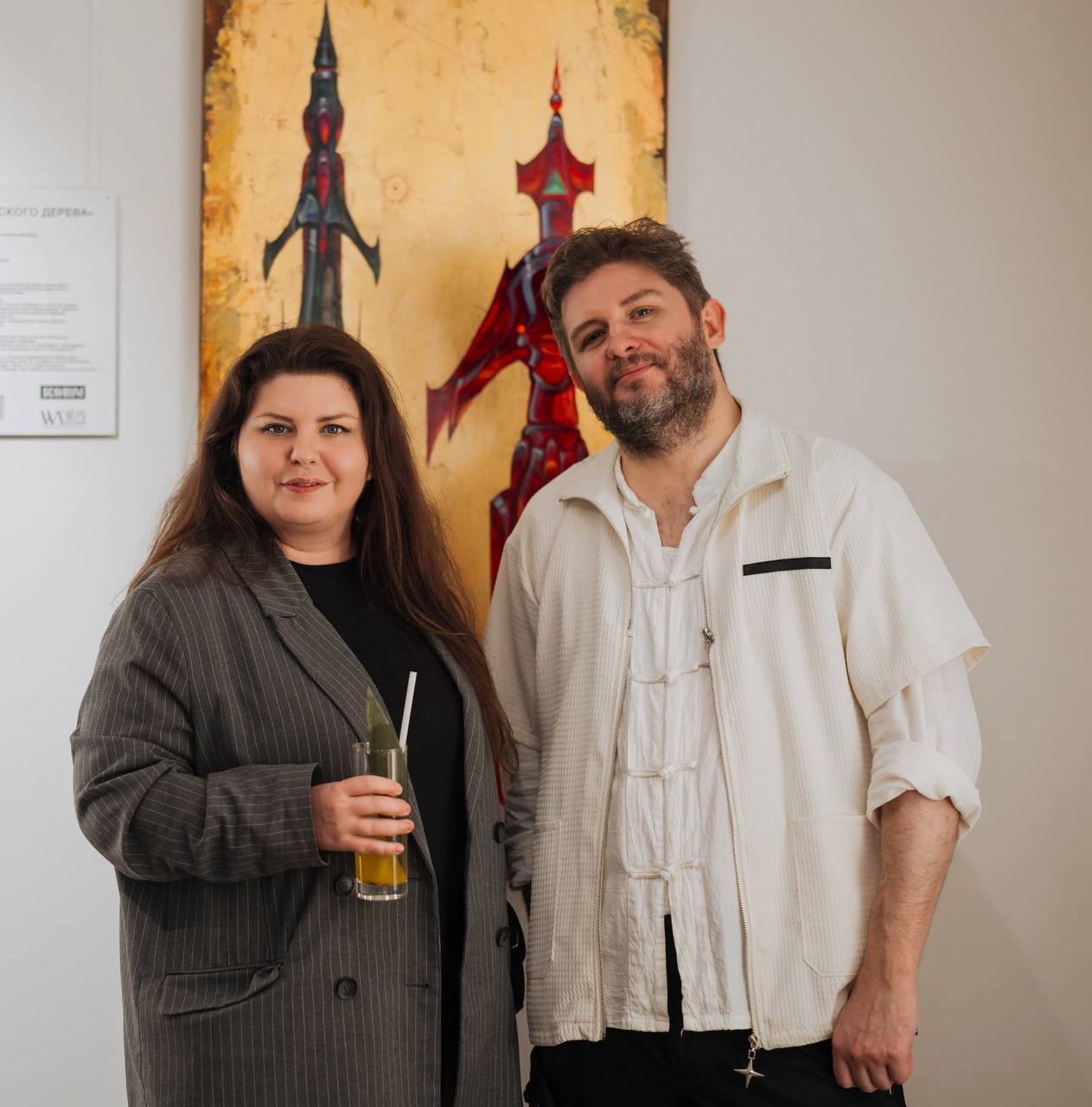 Журнал WA организовал первую персональную выставку Антона Фролова, художника, картина которого украсила обложку нашего весеннего номера | Сетка — социальная сеть от hh.ru