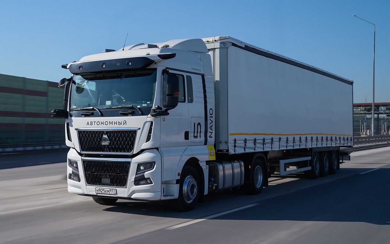 ⏺ Navio и Sinotruk создадут автономный тягач для России
Сообщается, что новая модификация тягача Sitrak будет обладать практически всем необходимым аппаратным обеспечением | Сетка — социальная сеть от hh.ru