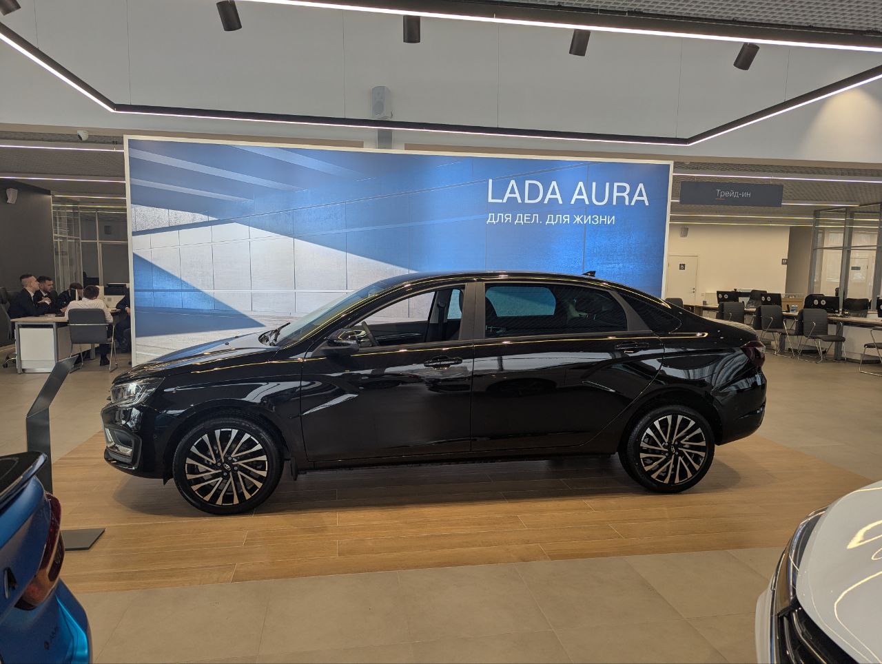 Я уже как год за рулём, это мой первый автомобиль и мне очень хотелось с салона. Долго думал, вторичка или что то другое. | Сетка — социальная сеть от hh.ru