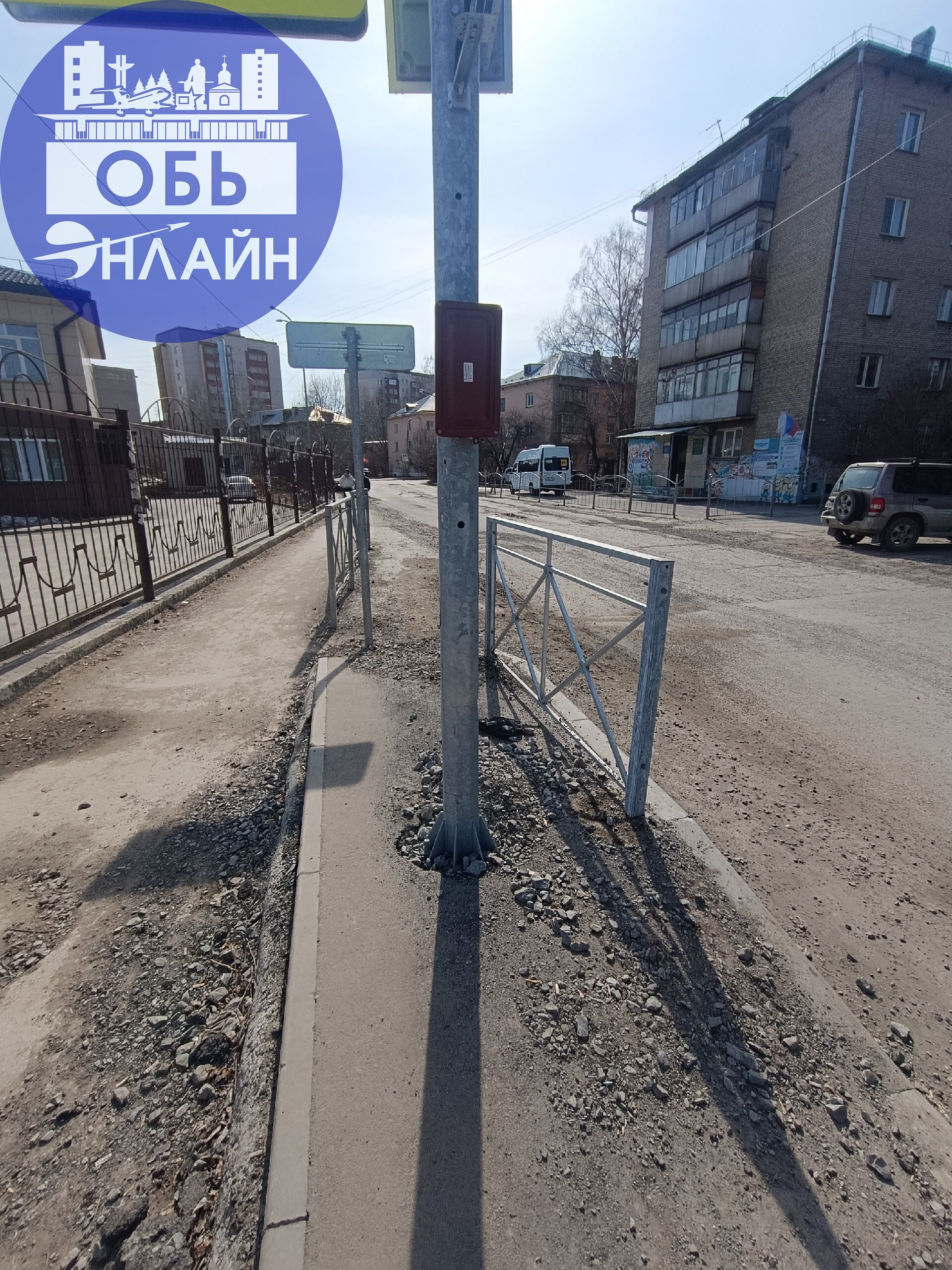 ↗ Тротуар вне куда, в Оби он не одинок
vk.com
Подробнее на https://vk.com/ob.gorod
#городобь #городобьонлайн #толмачево | Сетка — социальная сеть от hh.ru