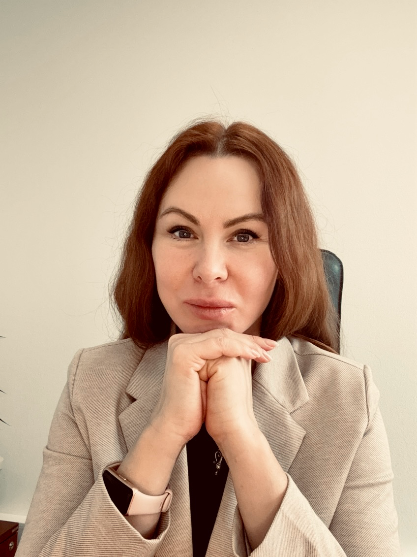 🆕 Привет! Я Жанна Седова, и я создаю яркие, стильные резюме, которые сразу выделяют вас среди конкурентов | Сетка — социальная сеть от hh.ru