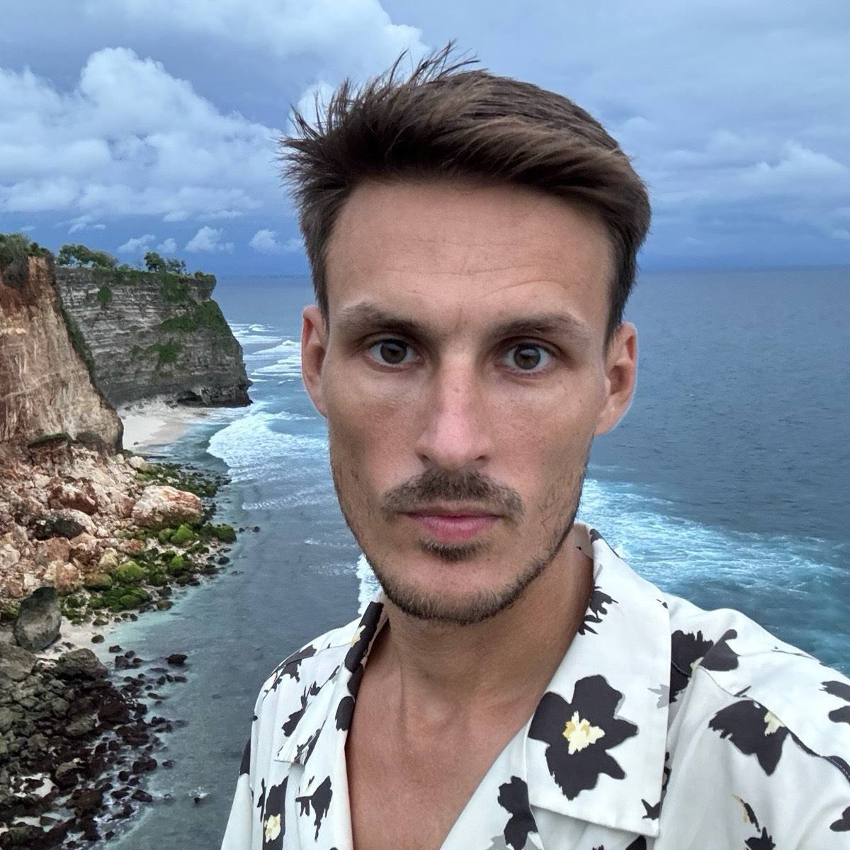 Артем Малышев | Сетка — социальная сеть от hh.ru