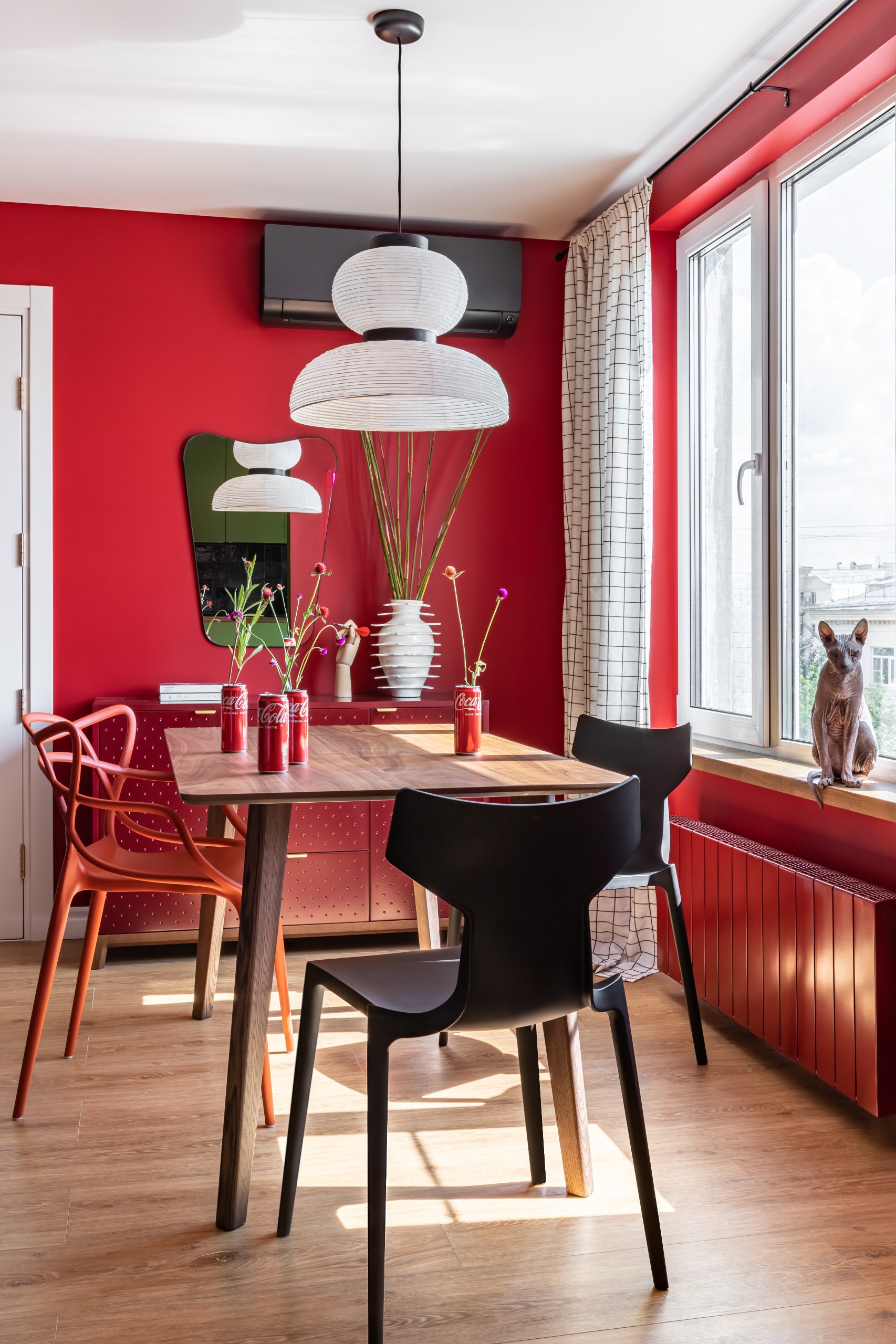 Дизайнеры часто говорят, что их интерьеры — это, по сути, портреты владельцев. Если бы всё было так, то в образе, созданном Дейси Аушевой, ярко проявились бы дальневосточные черты | Сетка — социальная сеть от hh.ru