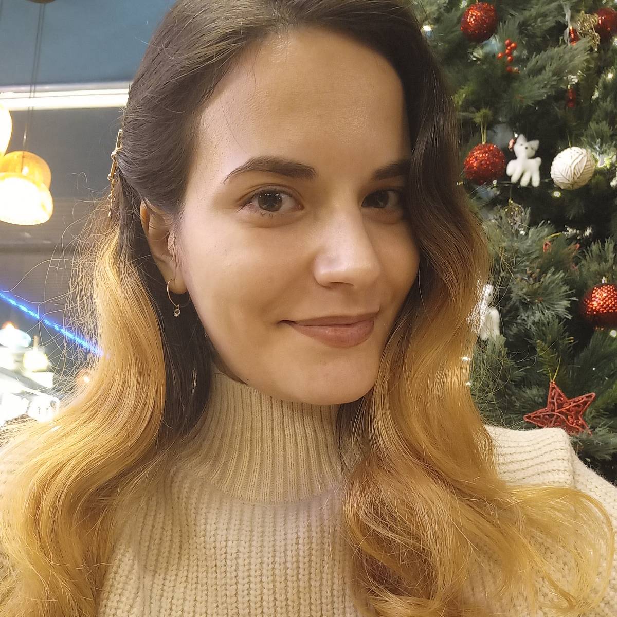 Эвелина Белова