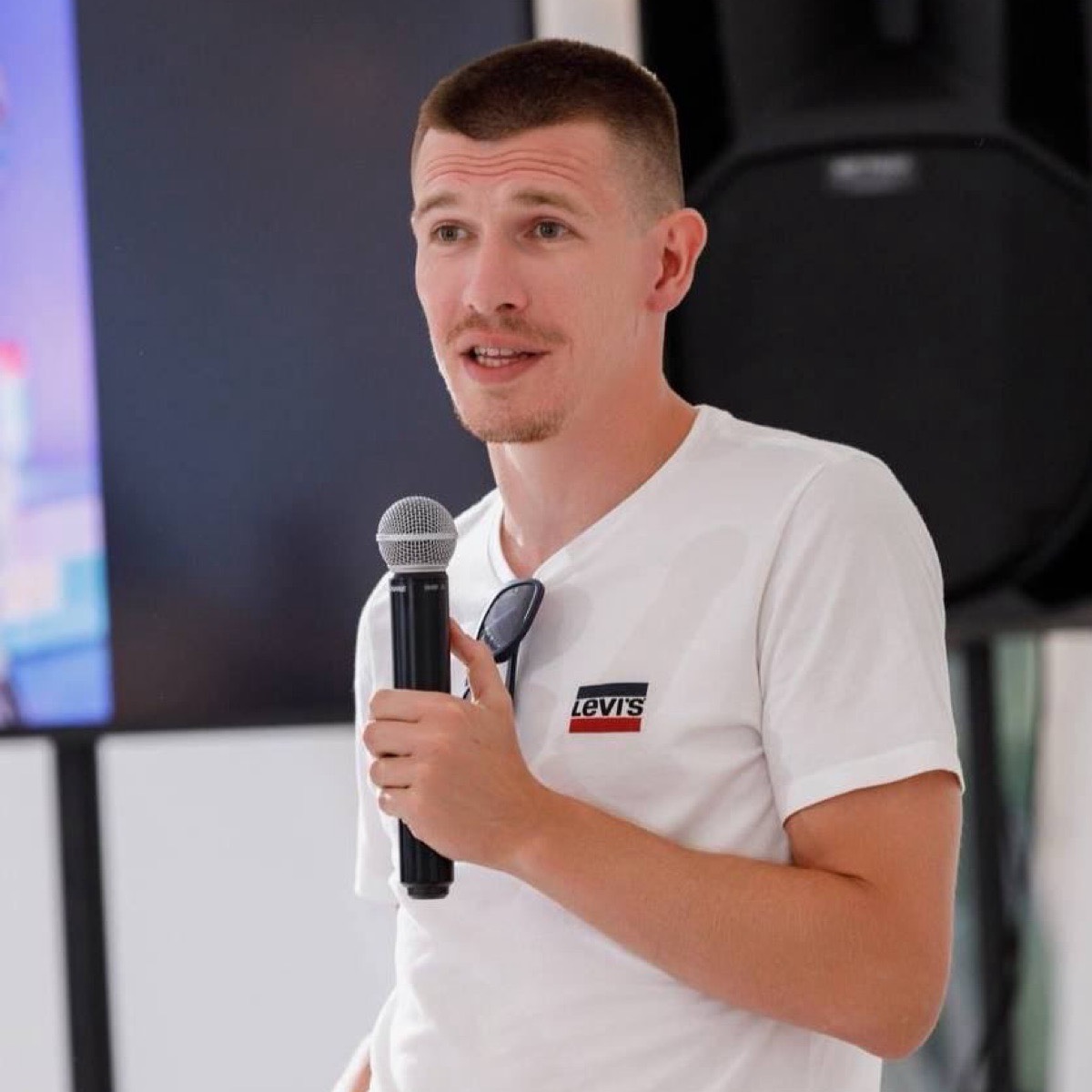 Леша Марков | Сетка — социальная сеть от hh.ru