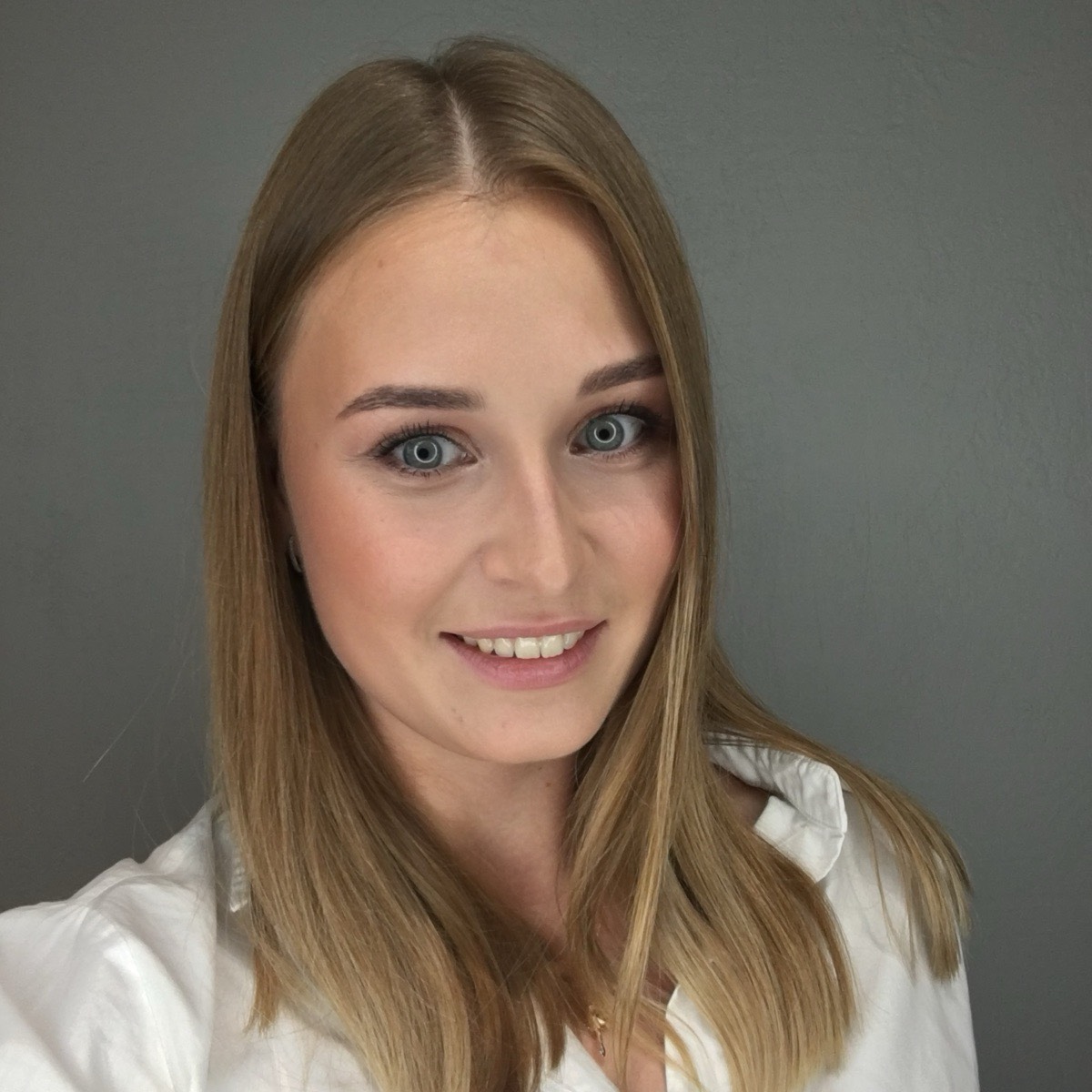 Александра Старикова | Сетка — социальная сеть от hh.ru