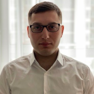 Владислав Лаюров