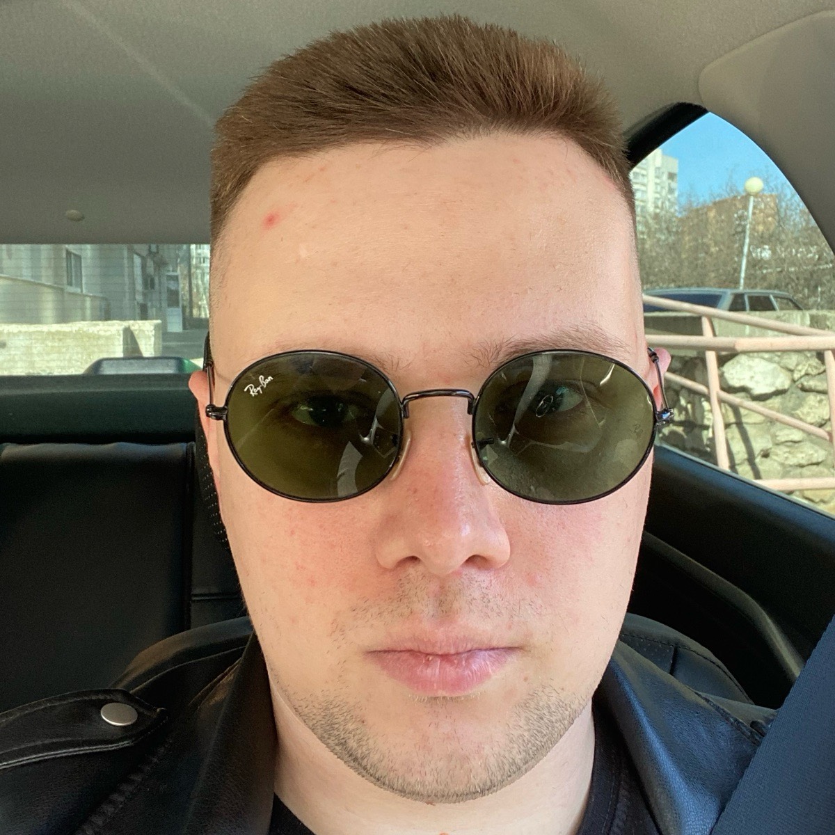 Евгений Романов