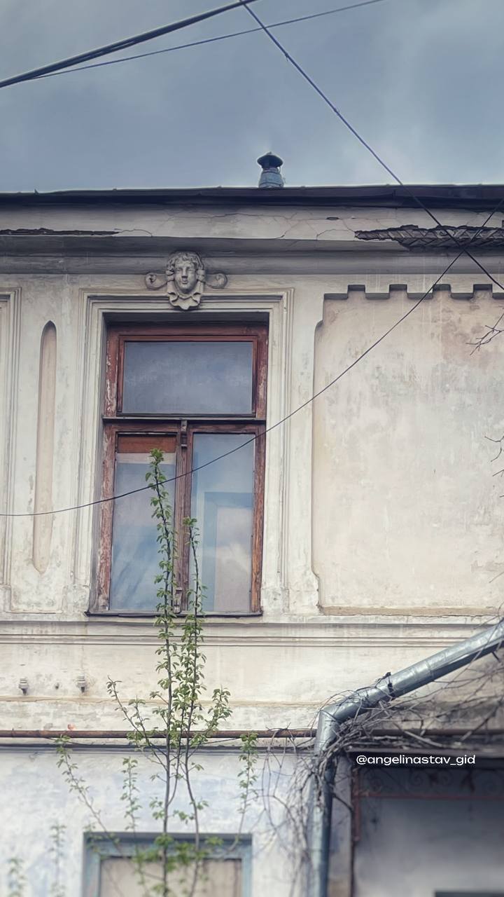 Непарадный апрельский Ставрополь
📸 @angelinastavgid | Сетка — социальная сеть от hh.ru