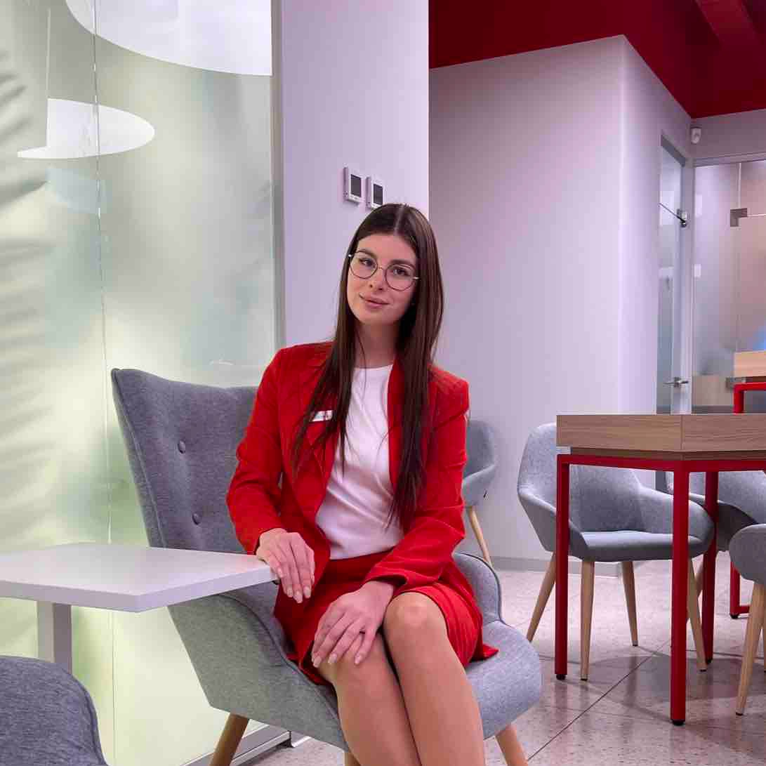 Ангелина Емельянова