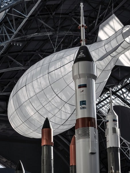 🛰Бесплатно посетить центр «Космонавтика и авиация» могут Юрии и Валентины12 апреля
А для всех желающих бесплатный вход будет в интерактивный музейный комплекс «Буран», где можно познакомиться с истори... | Сетка — социальная сеть от hh.ru