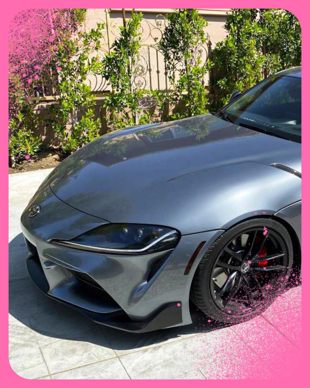 Toyota решила запатентовать в России ряд легендарных моделей
Японцы так рьяно зарегистрировали в Роспатенте всё, от вечной Camry до мифической Celica, что кажется: вот-вот начнут поставки (конечно нет... | Сетка — социальная сеть от hh.ru