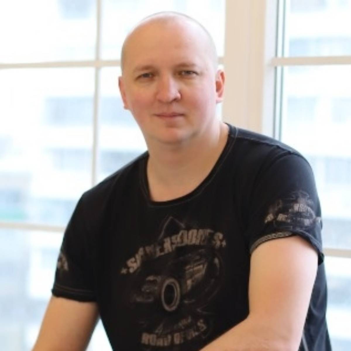 Анатолий Ложников