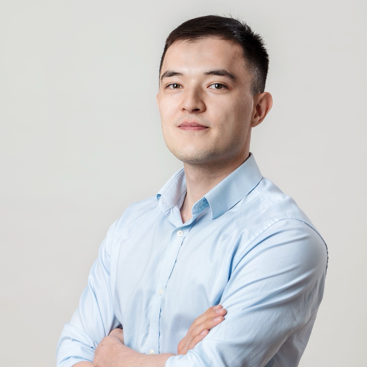 Олжас Сулейменов
