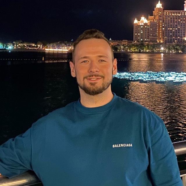 Anton Fedorov | Сетка — социальная сеть от hh.ru