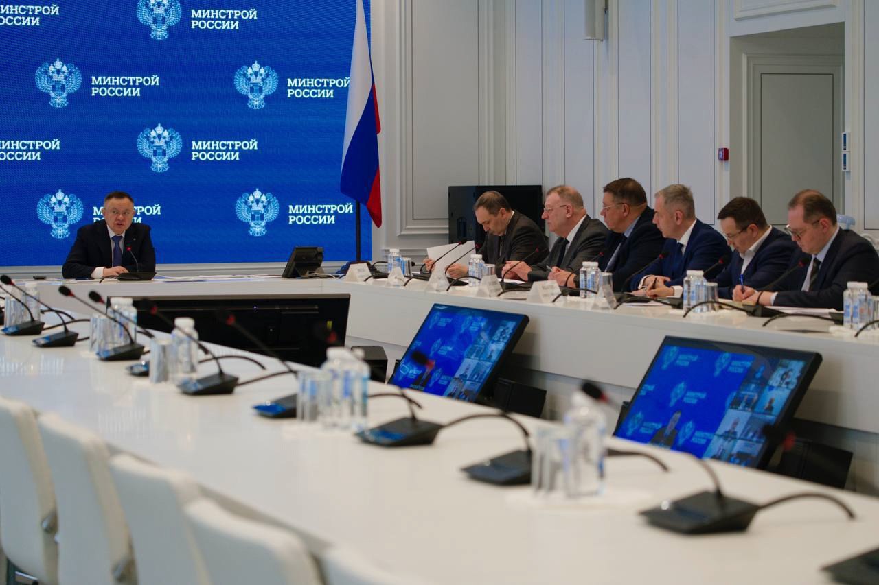 В Минстрое России обсудили реконструкцию очистных сооружений в Нижегородской области
Министр строительства и ЖКХ РФ Ирек Файзуллин провел совещание с участием заместителя губернатора Нижегородской обл... | Сетка — социальная сеть от hh.ru