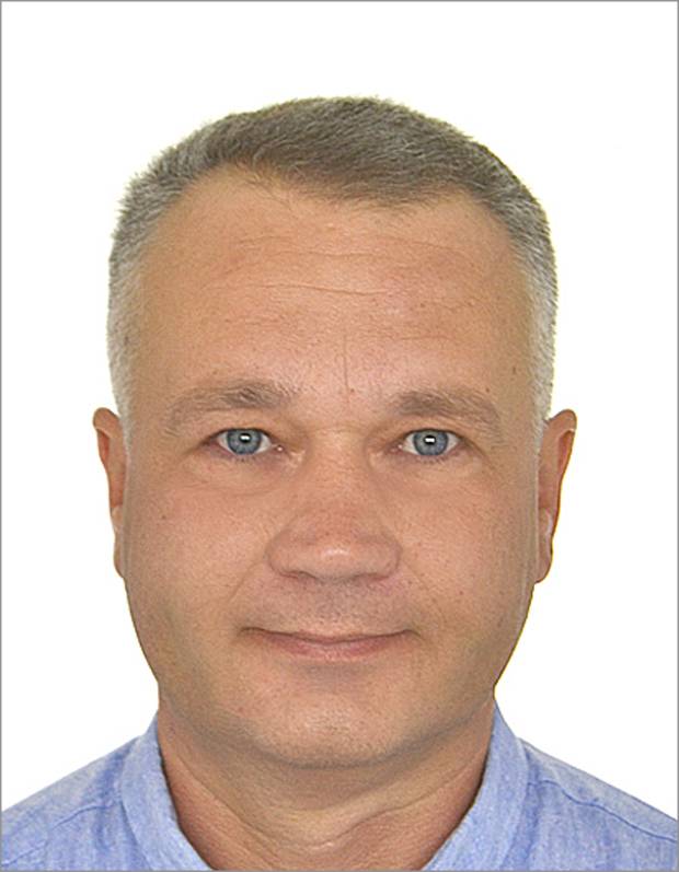 Денис Зарапин