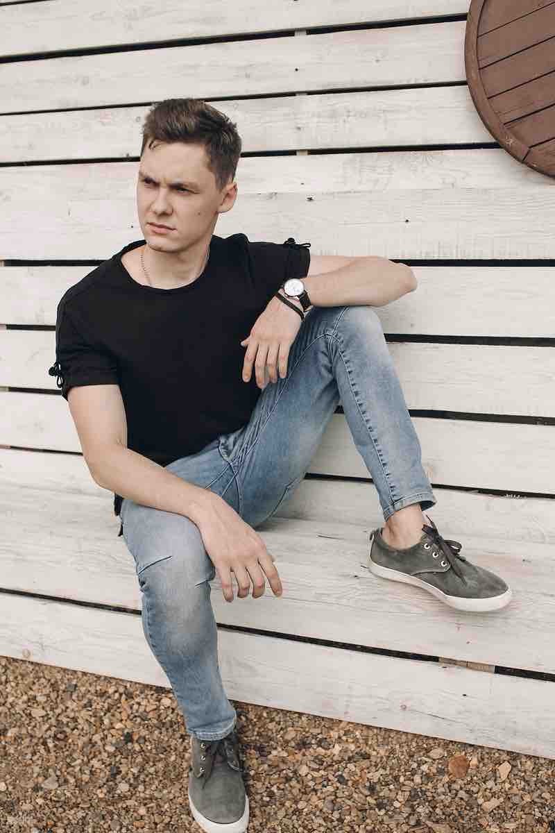 Артём Бешкарев