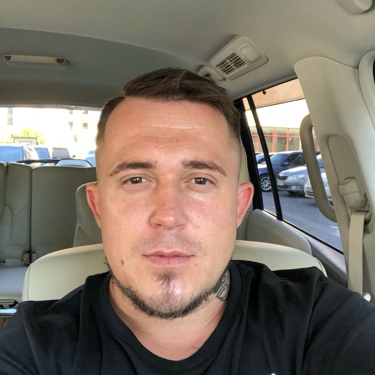 Артем Сидельников