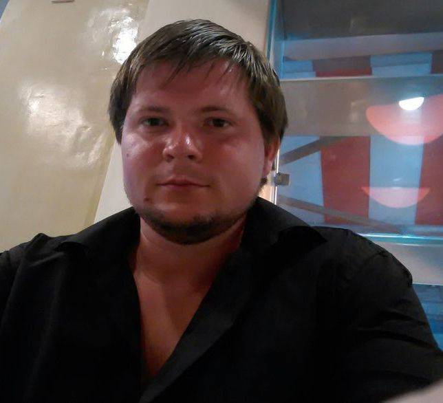 Никита Иванов