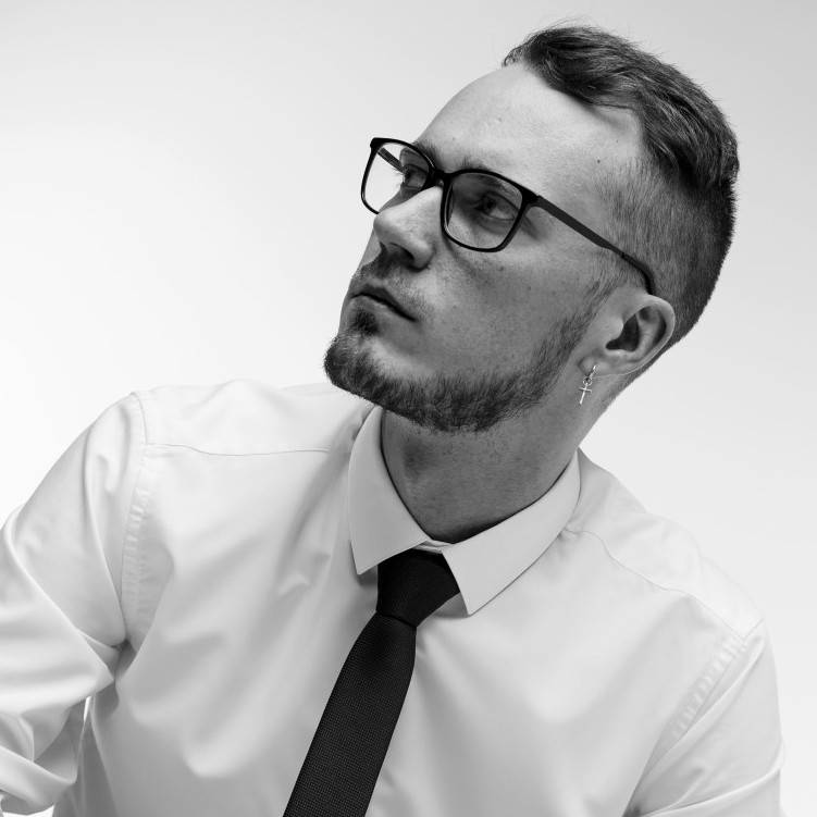 Ростислав Фисенко | Сетка — социальная сеть от hh.ru