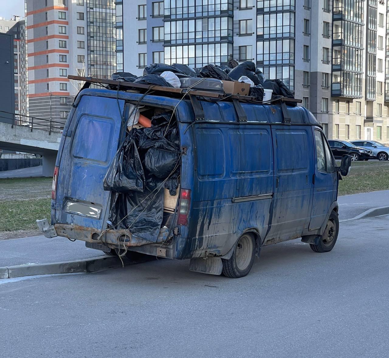 — Когда насохранял ссылок и не можешь их разобрать.
— Когда подписался на кучу тг-канальчиков и ни в один не заходишь | Сетка — социальная сеть от hh.ru