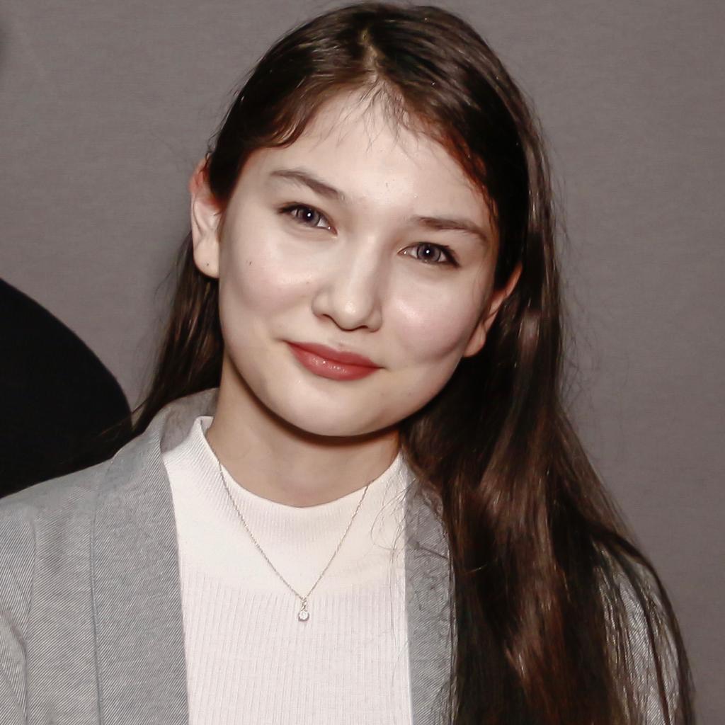 Zhibek Otep | Сетка — социальная сеть от hh.ru