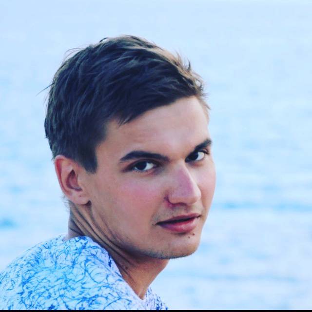 Ivan Vasenkin | Сетка — социальная сеть от hh.ru