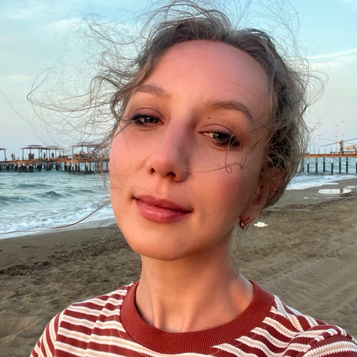 Елена Волкова | Сетка — социальная сеть от hh.ru