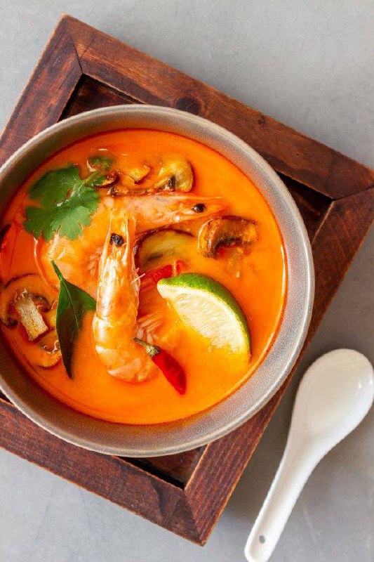 🥘Тайский новый год «Сонгкран» отметят в парк фудхолл
12 апреля
В программе:
▪️17:15 — танцы, драйв и интерактив в тайском стиле
▪️18:00 — острый конкурс: кто быстрее справится с порцией знаменитого су... | Сетка — социальная сеть от hh.ru