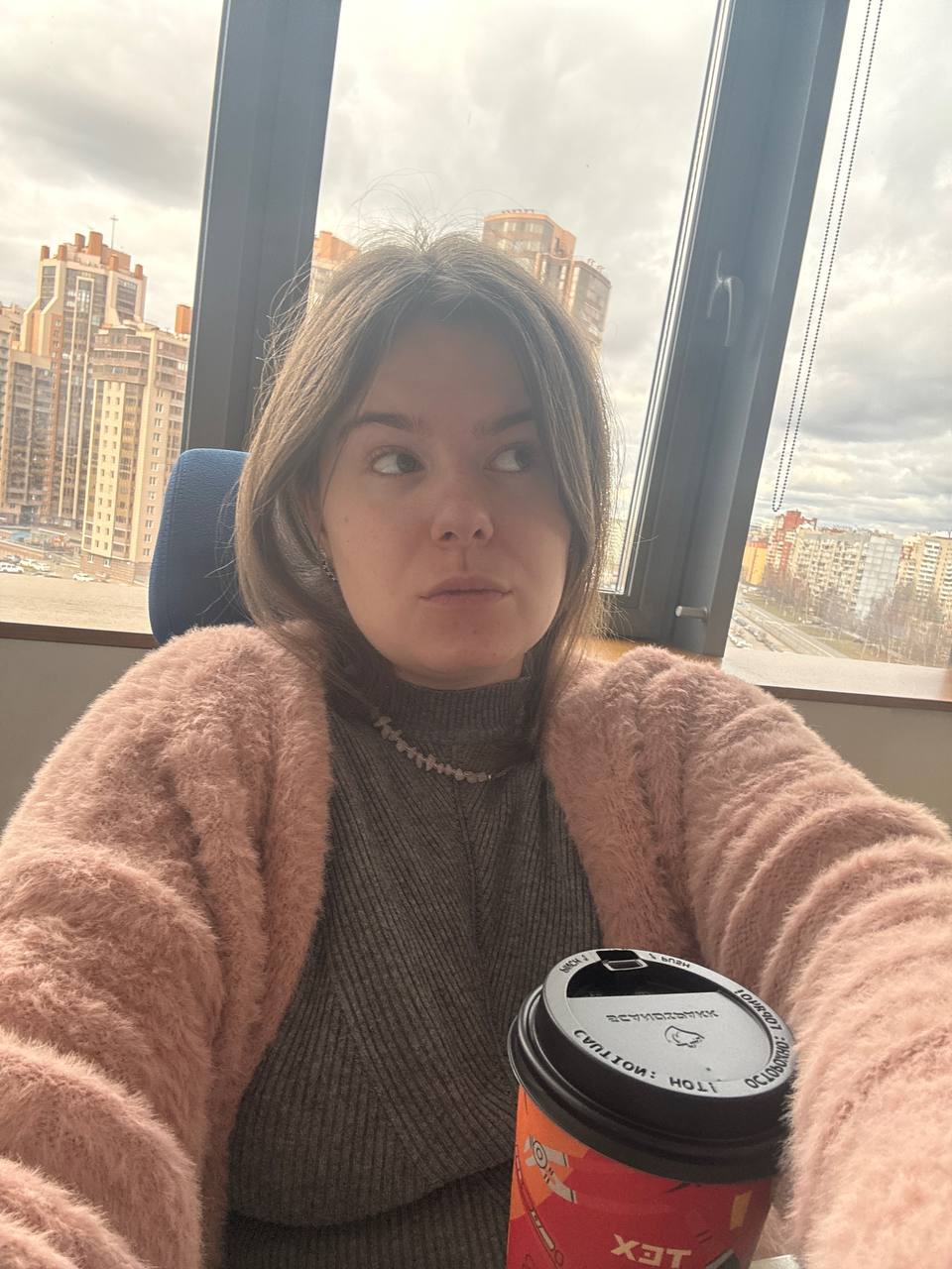 Рефлексия недели: учусь жить с «сделала бы иначе»
На этой неделе пришло осознание, от которого сначала стало грустно, а потом — немного спокойно | Сетка — социальная сеть от hh.ru