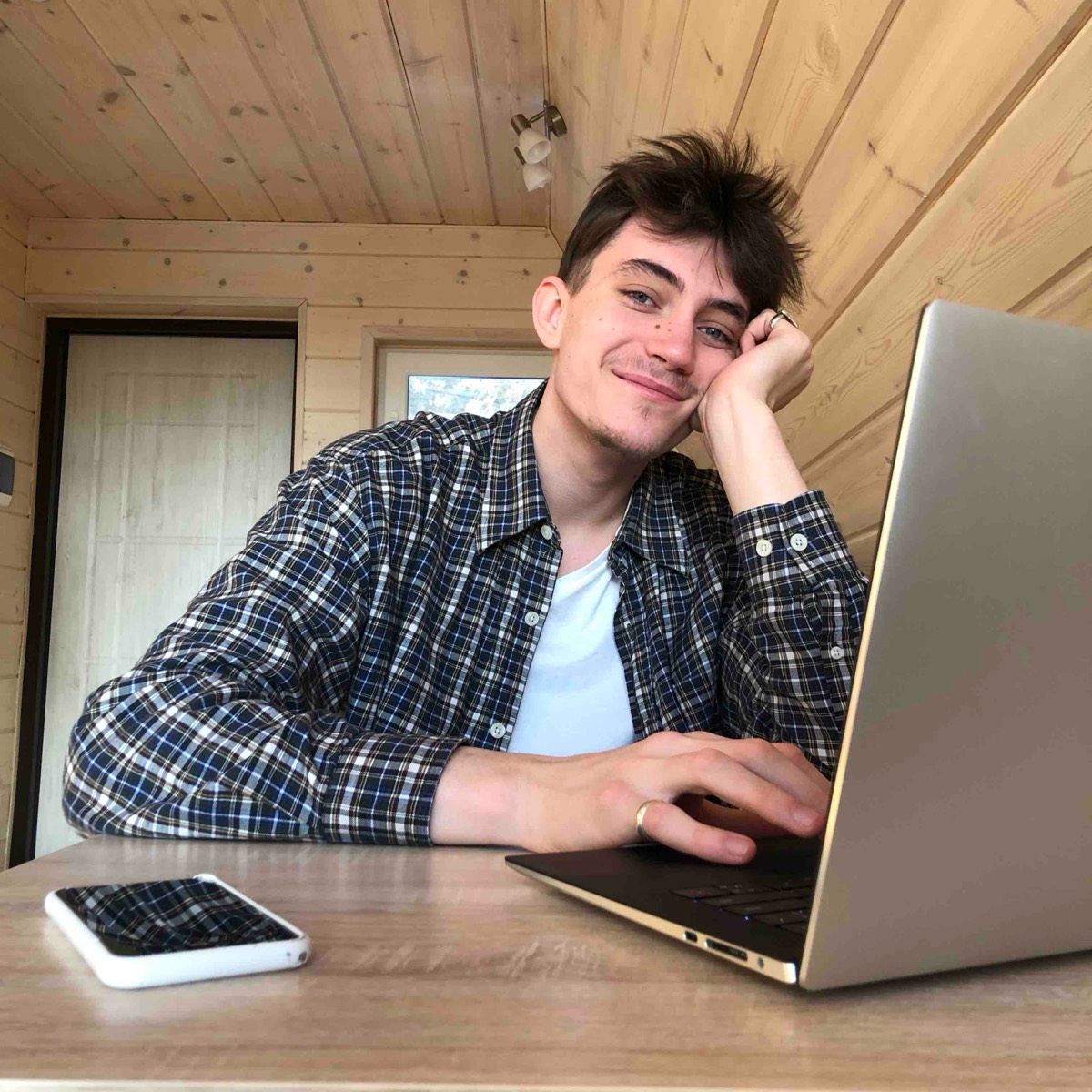 Network member avatar