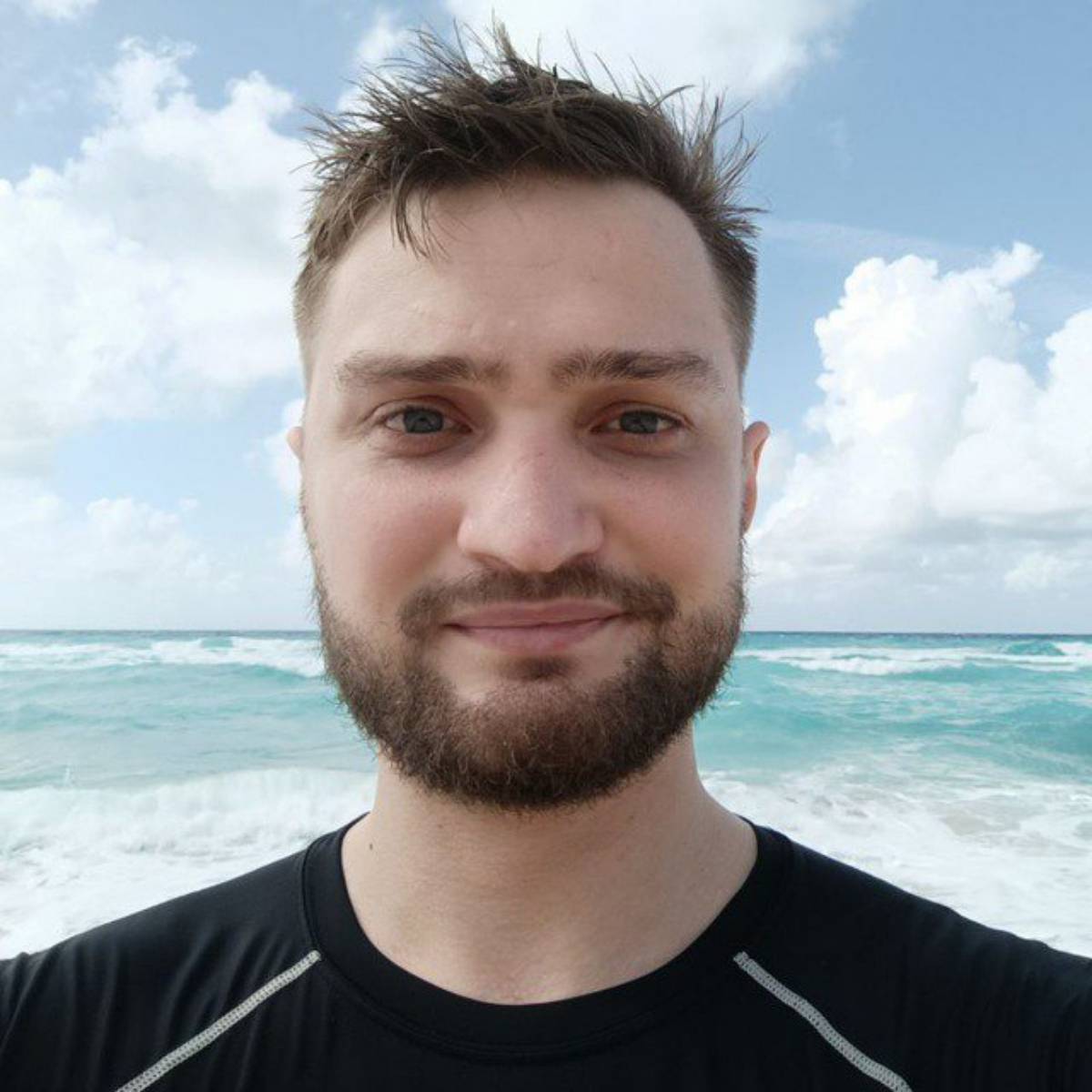 Ivan Kosteniuk | Сетка — социальная сеть от hh.ru