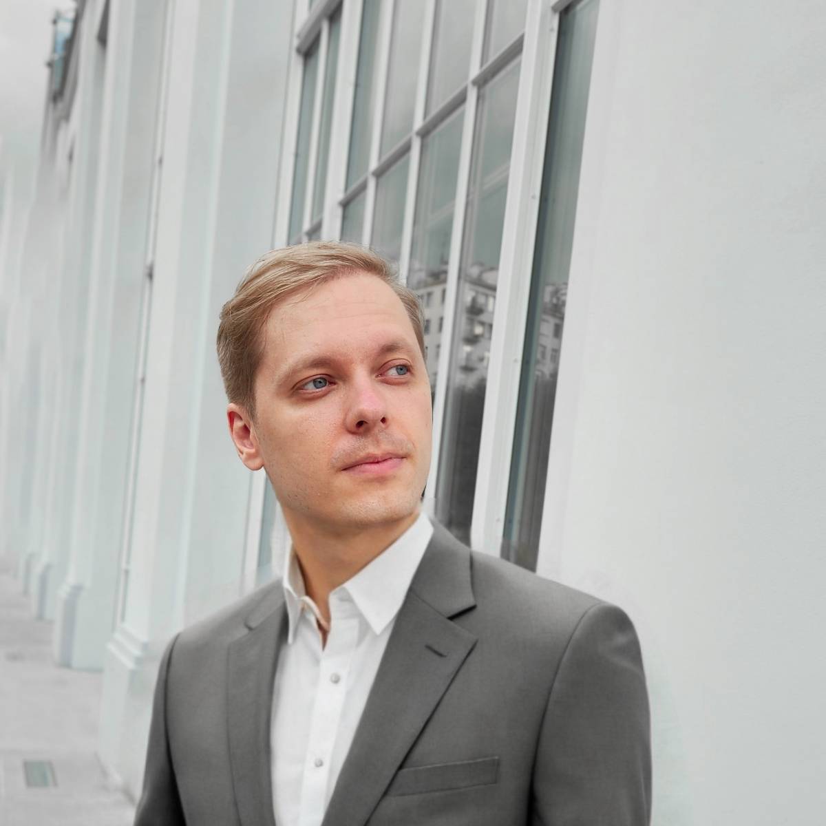 Виктор Кардель