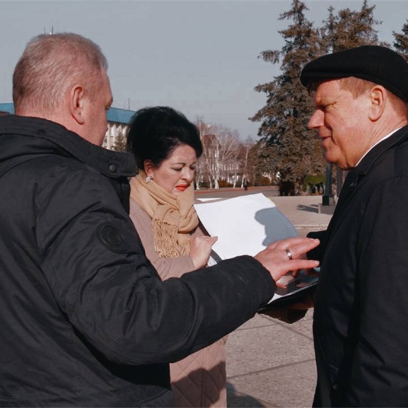 В Кочубеевском округе приведут в порядок воинские мемориалы
К 80-летию Победы планируют отремонтировать 13 памятников в селах и хуторах района | Сетка — социальная сеть от hh.ru