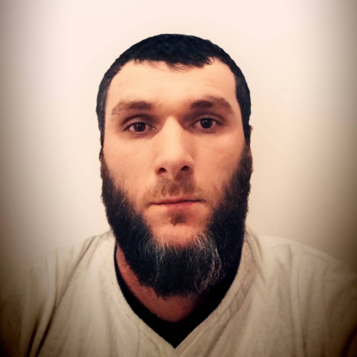 Алихан Ахметхажиев
