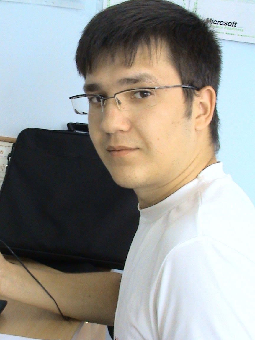 Эльдар Ажмухамедов