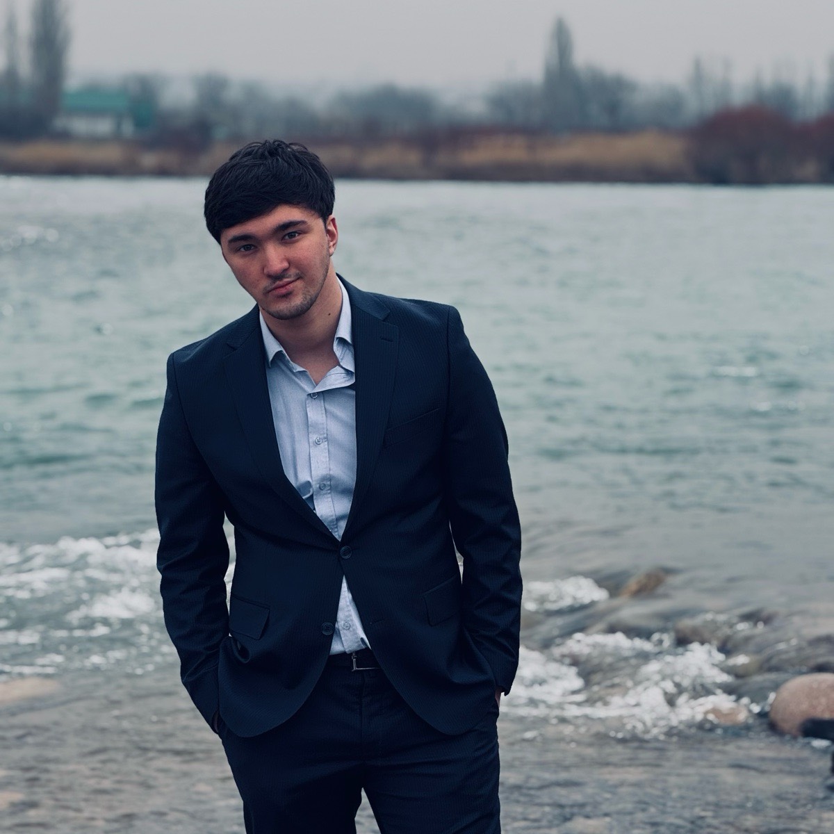 Aziz Baxodirov | Сетка — социальная сеть от hh.ru