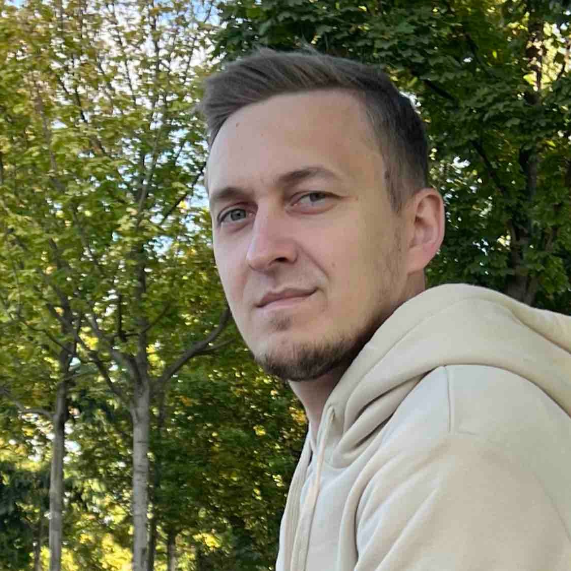 Дмитрий Левин