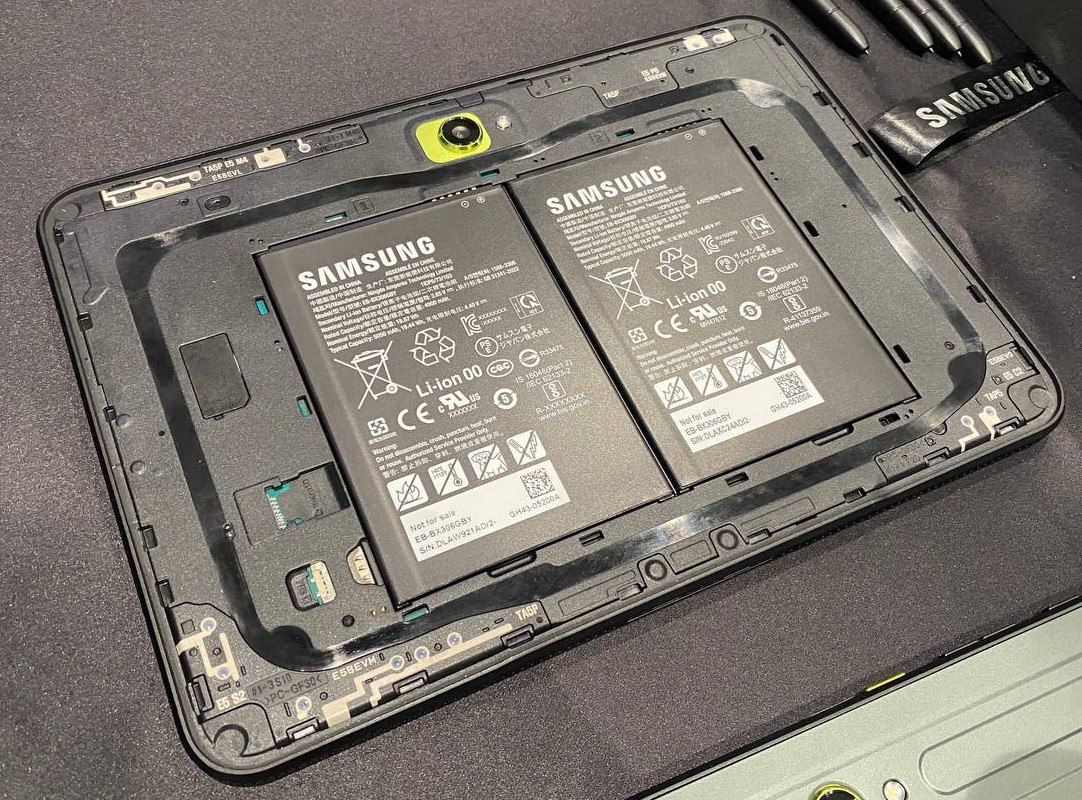 ⏺ Samsung представляет новые защищенные мобильные устройства Galaxy XCover7 Pro и Galaxy Tab Active5 Pro
Сегодня Samsung Electronics объявила о выпуске новых защищенных корпоративных моделей смартфона... | Сетка — социальная сеть от hh.ru